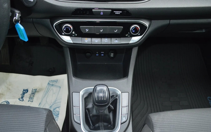 Hyundai I30 cena 21500 przebieg: 346926, rok produkcji 2017 z Grajewo małe 92